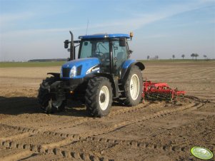 New Holland TS 115A + UNIA KOMBI 4.2 BH