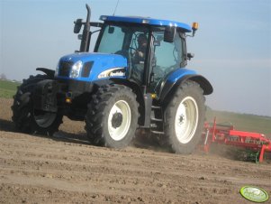 New Holland TS 115A + UNIA KOMBI 4.2 BH