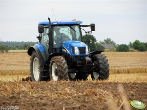 New Holland TS 115A + UNIA TUR 120B 35 4+1