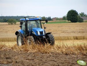 New Holland TS 115A + UNIA TUR 120B 35 4+1