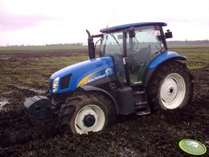 New Holland TS 115A