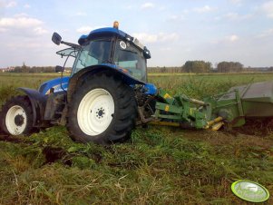 New Holland  TS 115A