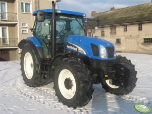 New Holland TS 115A