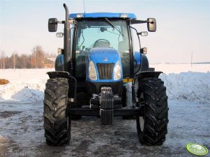 New Holland TS 115A