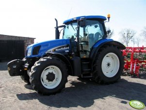 New Holland TS 115A