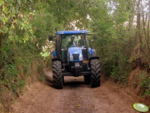 New Holland TS 115A