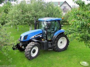 New Holland TS 115A