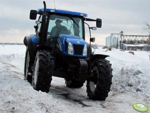 New Holland TS 115A