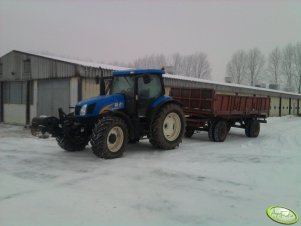 New Holland TS 125A