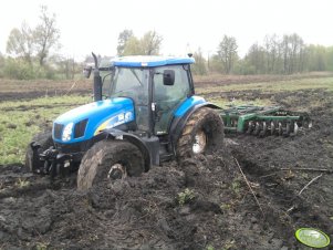 New Holland TS 125A