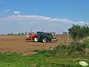 New Holland  ts 135