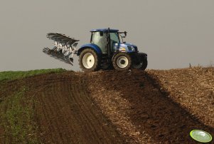 New Holland TS 135A + Överum DX