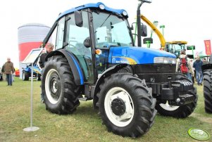 New Holland TT65