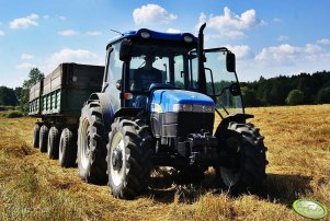 New Holland TT75 + 2 przyczepy