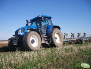 New Holland TVT 170 + Overum 5x50