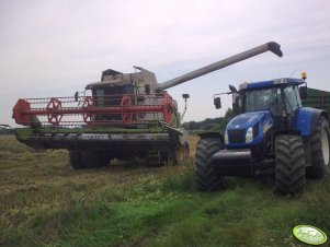 New Holland TVT195 & Claas Lexion 460