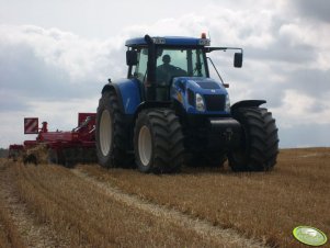 New Holland TVT195