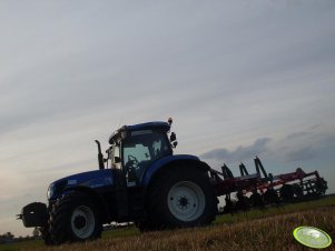 New Holland z Unią kos