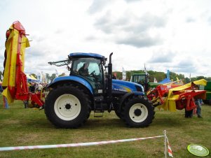 New Holland + zestaw kosiarek