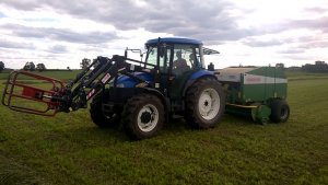 New Holland TD80D & Sipma Farma II