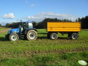 NH T5060 + Wielton 10t