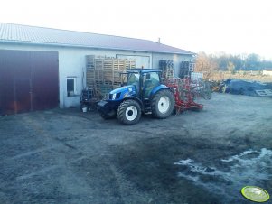 NH T6020 Delta + Agromasz 4,20