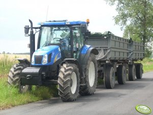 NH T6020 + przyczepy