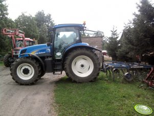 NH T6030 + gruber 2,6m