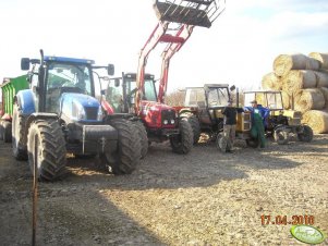 NH T6050 RC + Tytan 11 ; MF 5425 + Stoll F30 ; Ursus C-360 3P + Rauch 735 ; Ursus C330 