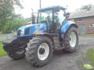 NH T6050 RC