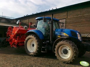 NH T6070 RC + Kuhn Combiliner