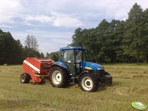 NH TD5020 + Metal-Fach