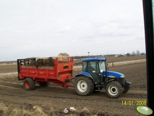 NH TD5020 + Rozrzutnik