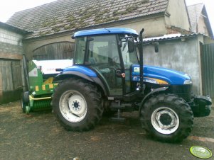 NH TD5020 + Sipma Farma II