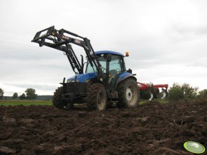 NH TD5030 + Agro-Masz 4*40