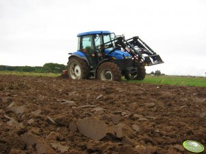 NH TD5030 + Agro-Masz 4*40