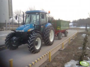 NH TD5030 + Pronar T653/2