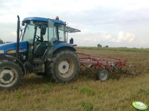 NH TD70D + Kongskilde Vibro Flex 3m