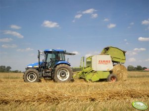 NH TD80D + Claas Rollant 46
