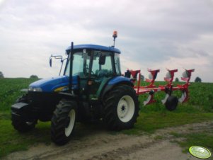 NH TD80D Plus + KUHN Master 102 NHS