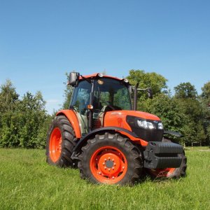 Nowa Kubota M9960