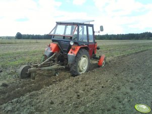 Orka ubywa pola tym pługiem:)