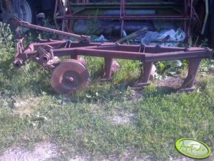 Pług podorywkowy 5-skibowy