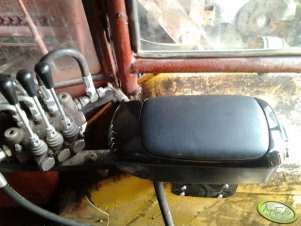 Podłokietnik w Ursusie C-330