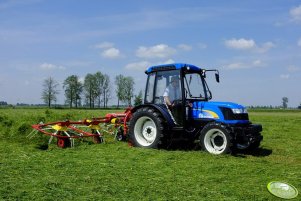 Poettinger HIT540N + New Holland TD4020F