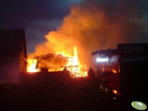 Pożar stodoły wypełnionej po brzegi