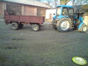 Pronar 82A + rozrzutnik 