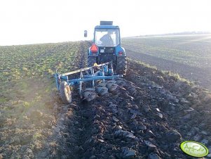 Pronar + Pług 4-skibowy 