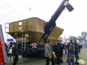 Przyczepa przeładowcza