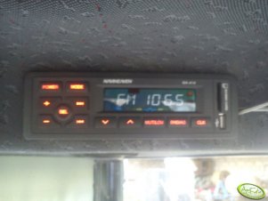 Radio w Farmtracu 80 4WD